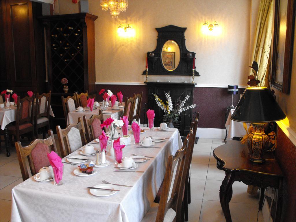 Hotel Myles Creek Kilkee Esterno foto