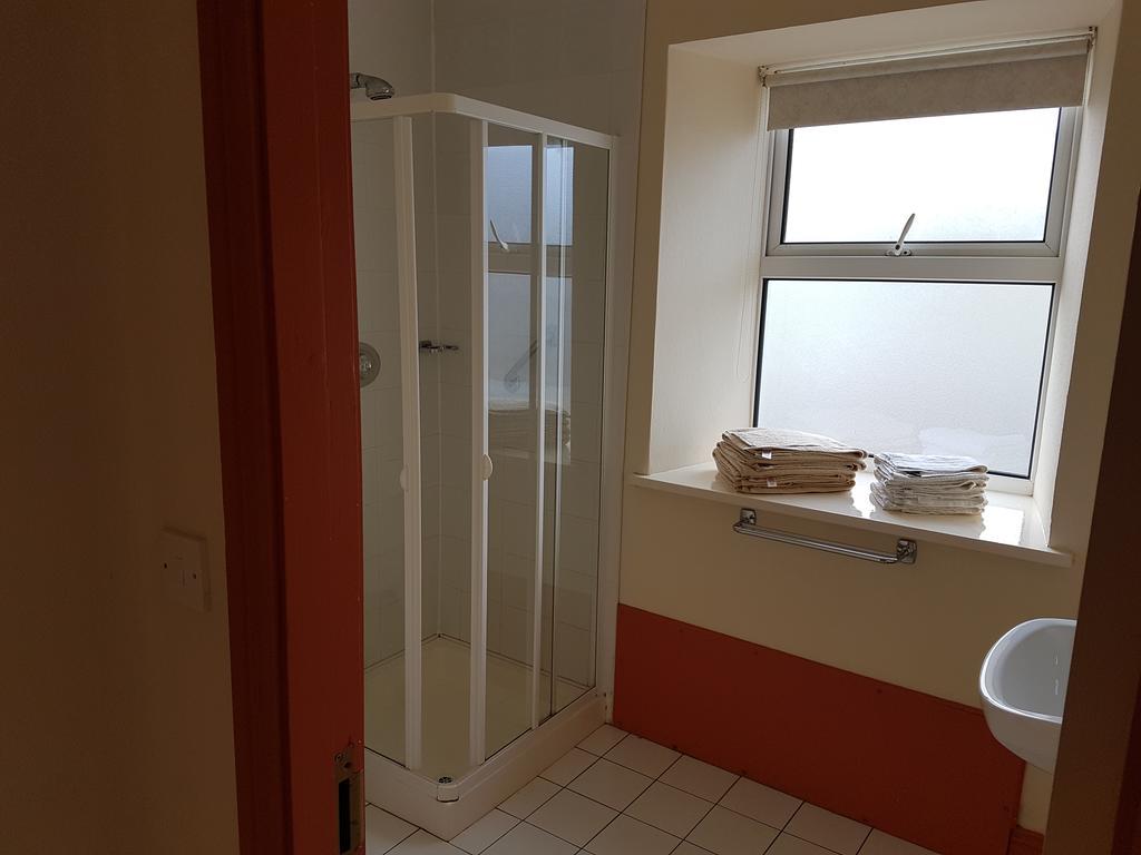 Hotel Myles Creek Kilkee Esterno foto