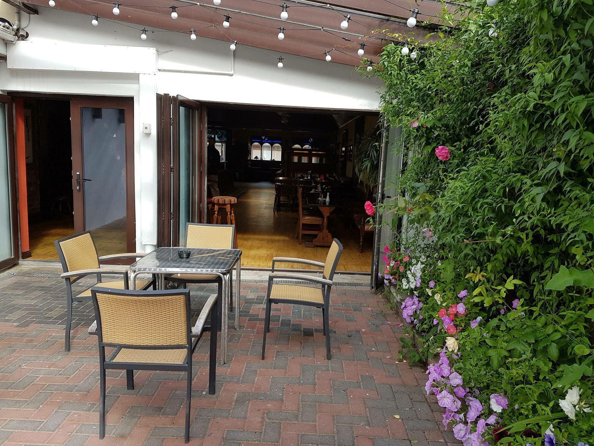 Hotel Myles Creek Kilkee Esterno foto